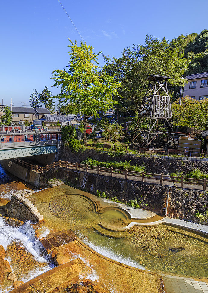 Soothe yourself in Arima at the ”Kinsen (Golden Spring),” Japan’s oldest hot spring.